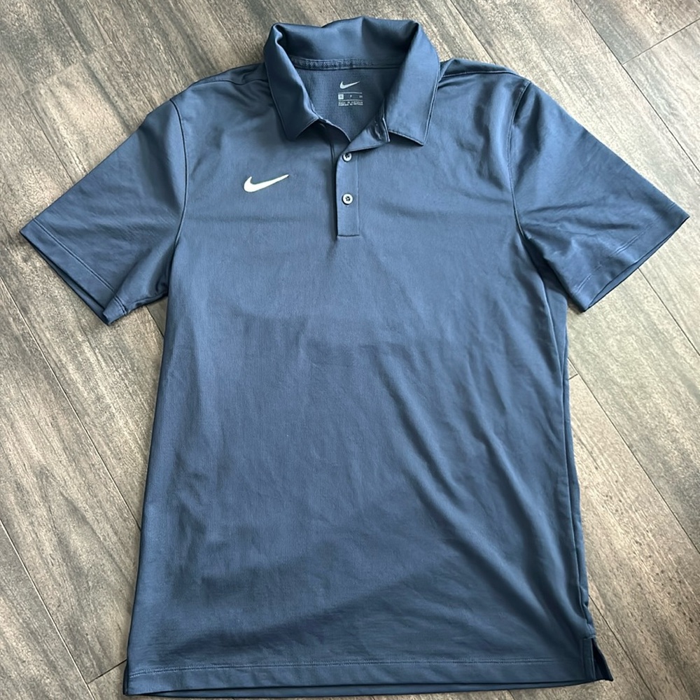 Nike Men's Small Polo Golf Shirt
